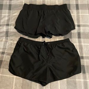 Black swim shorts -XL